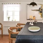 Σπίτι διακοπών Three-bedroom In Give