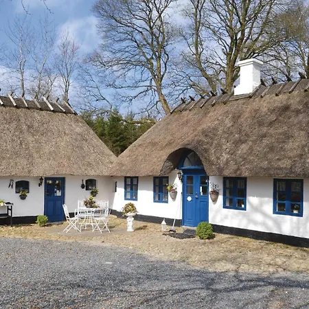 Holiday home Lovely In With House A Panoramic View