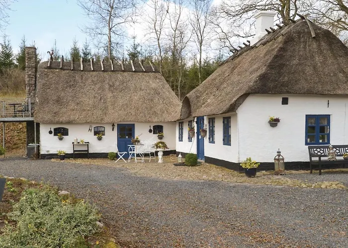 Holiday home Three-bedroom In Give