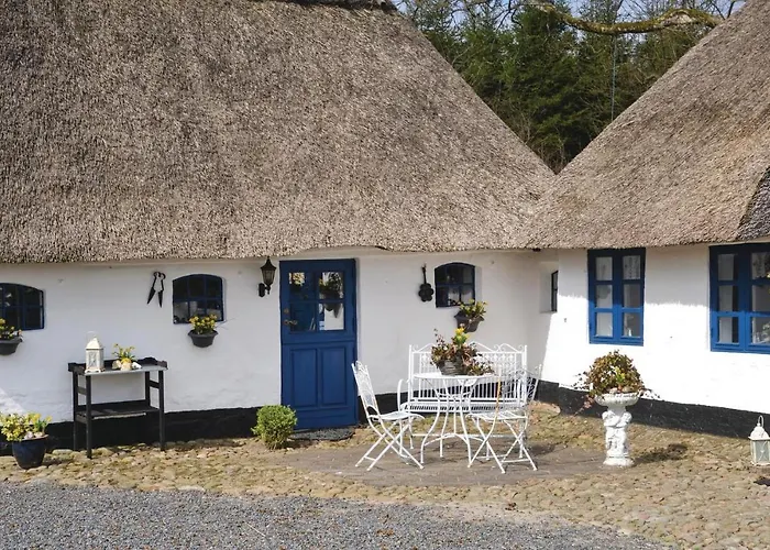 Holiday home Three-bedroom In